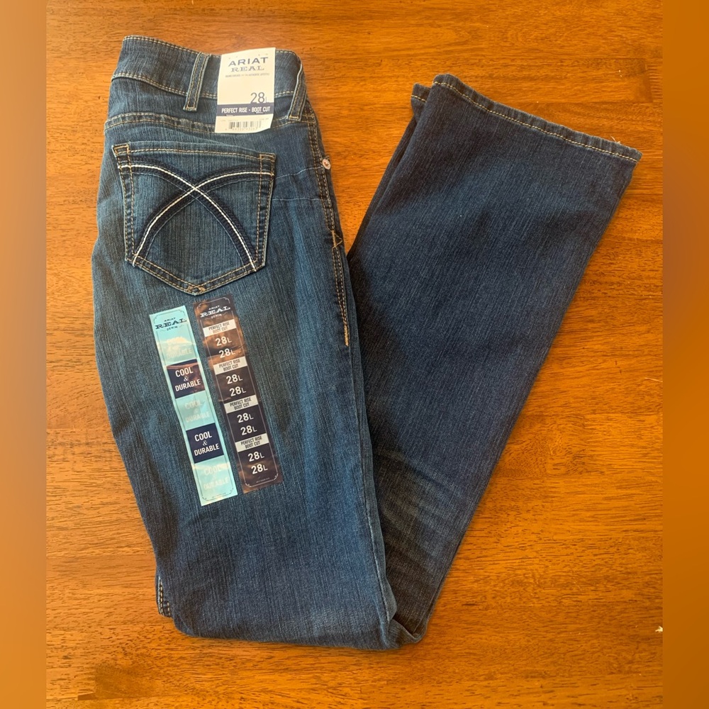 NWT Ariat Women's R.E.A.L. Boot Cut Cooling Rosa Lita Jeans Size 28L